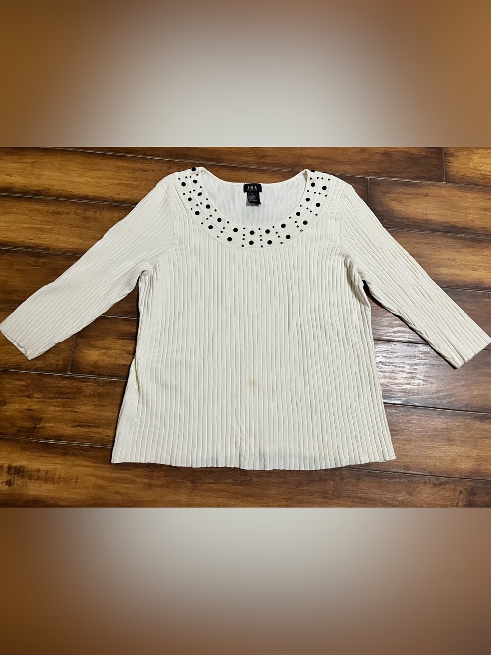 RQT Women’s 1X Cream Ribbed Top Black Embellished Neckline